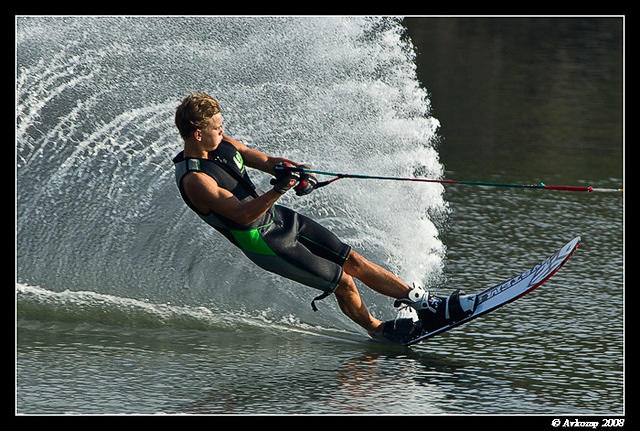 waterskiiers 1381.jpg