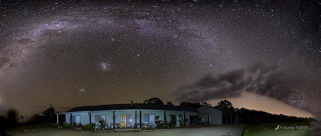 house pano milky way 2000