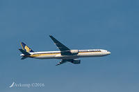 singapore b777 7576